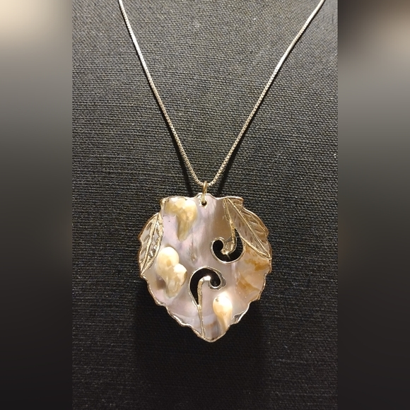 Sterling , pearl and shell necklace - Picture 3 of 16